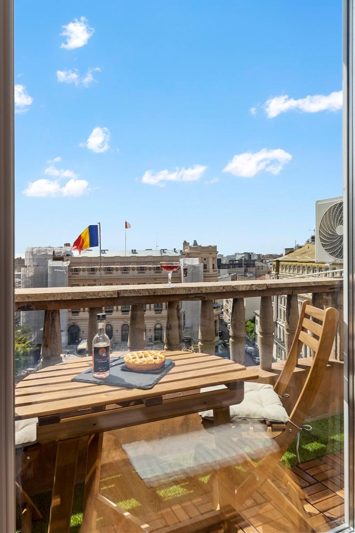 Luxos Si Incapator Apartament